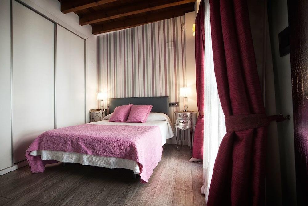 Singular Siete Revueltas Apartment Севиля Екстериор снимка