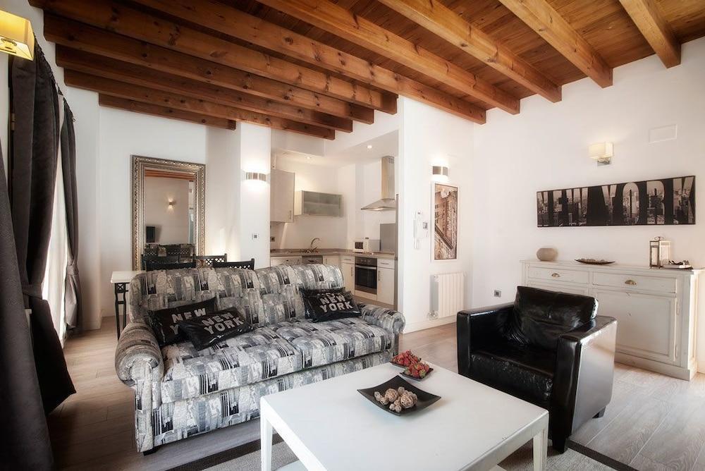 Singular Siete Revueltas Apartment Севиля Екстериор снимка